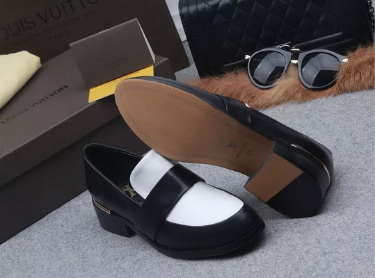 LV Casual shoes Women--038